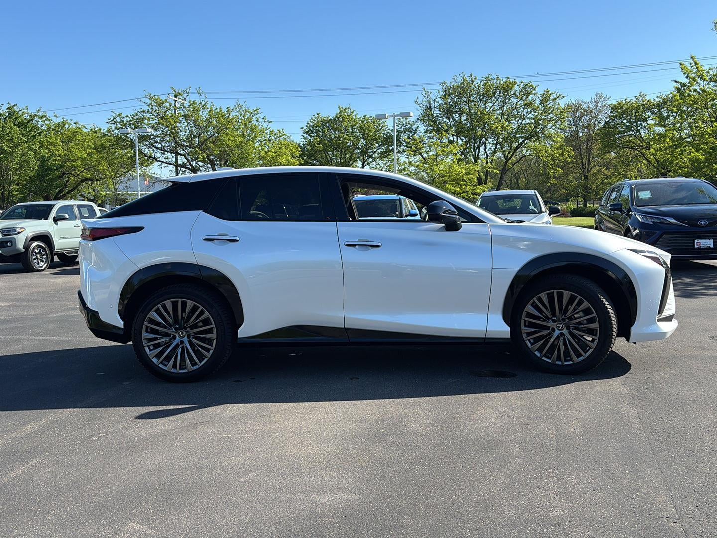 2023 Lexus RZ RZ 450e Luxury