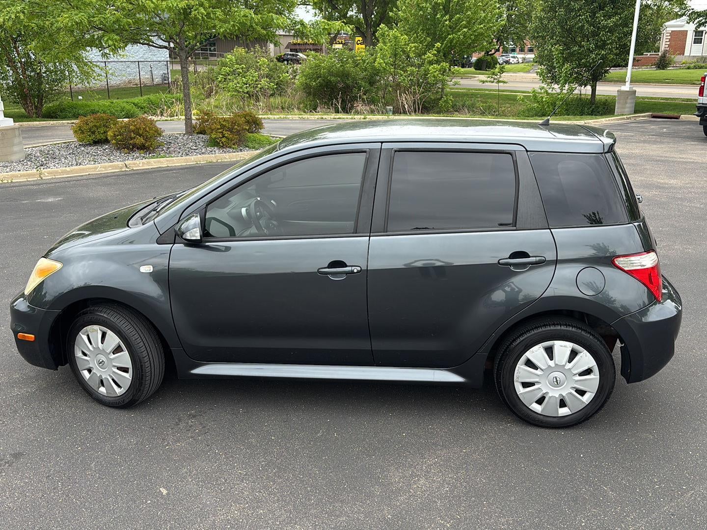2006 Scion xA 4dr HB Manual (Natl)