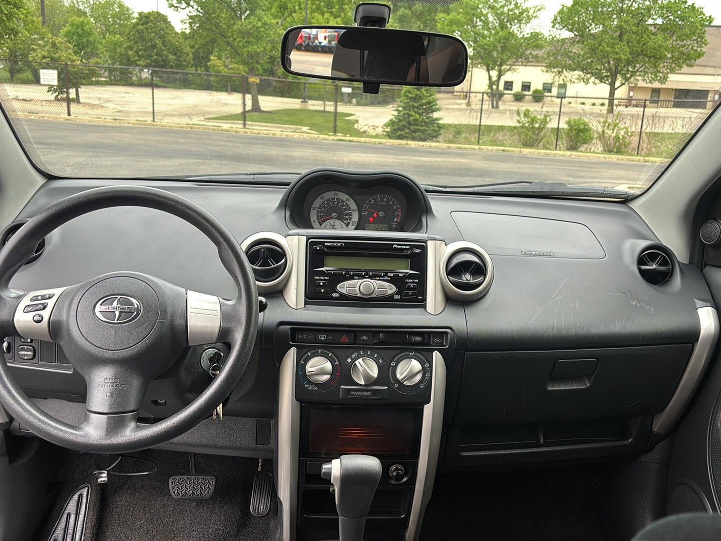 2006 Scion xA 4dr HB Manual (Natl)