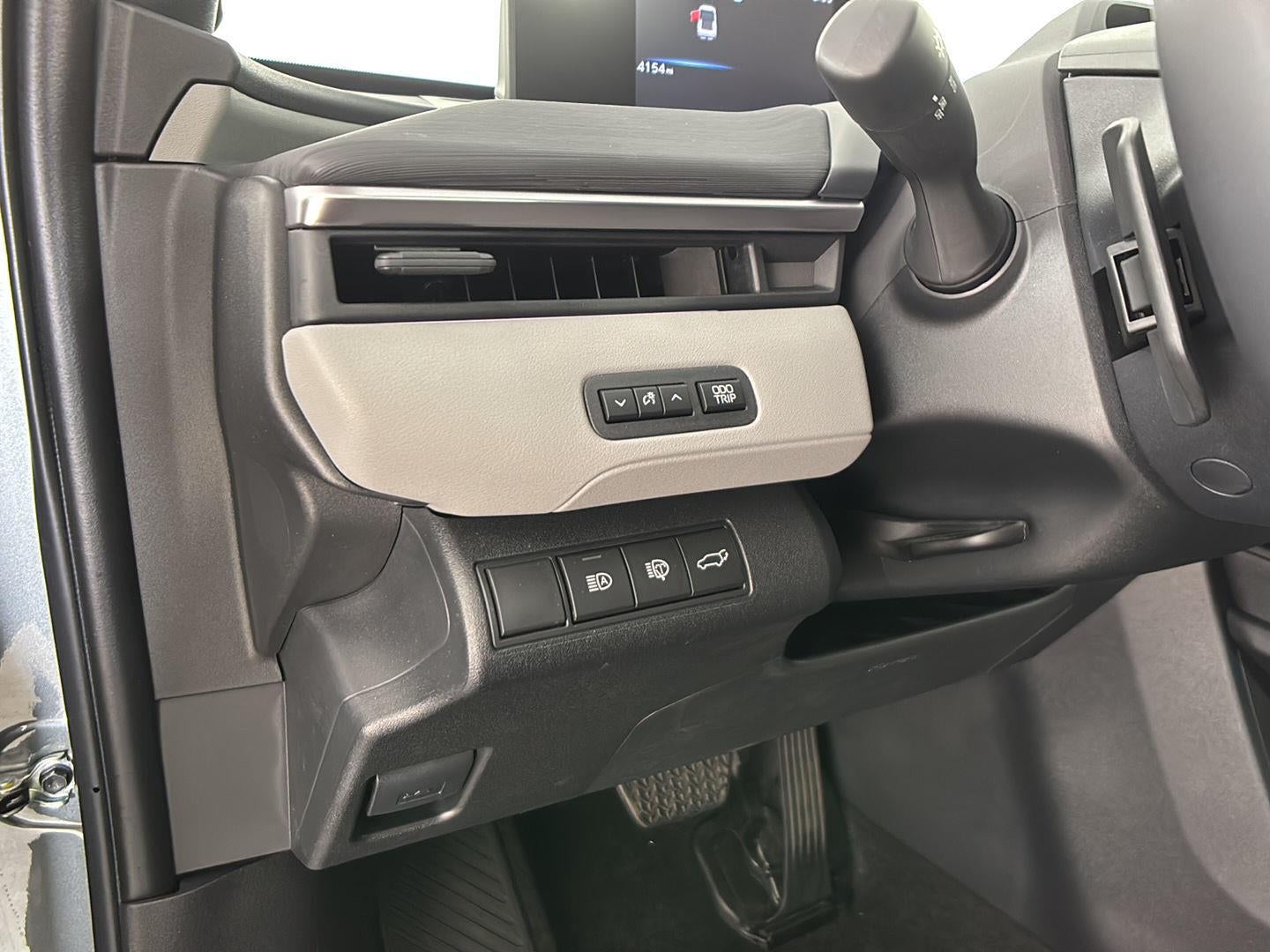 2026 Toyota C-Hr XSE