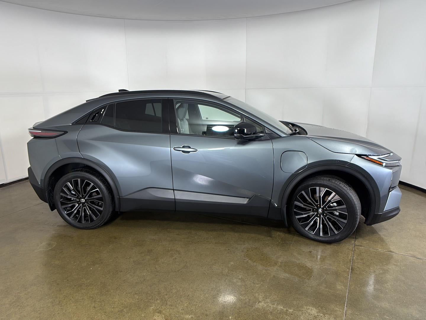 2026 Toyota C-Hr XSE