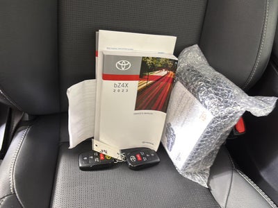 2023 Toyota bZ4X Limited