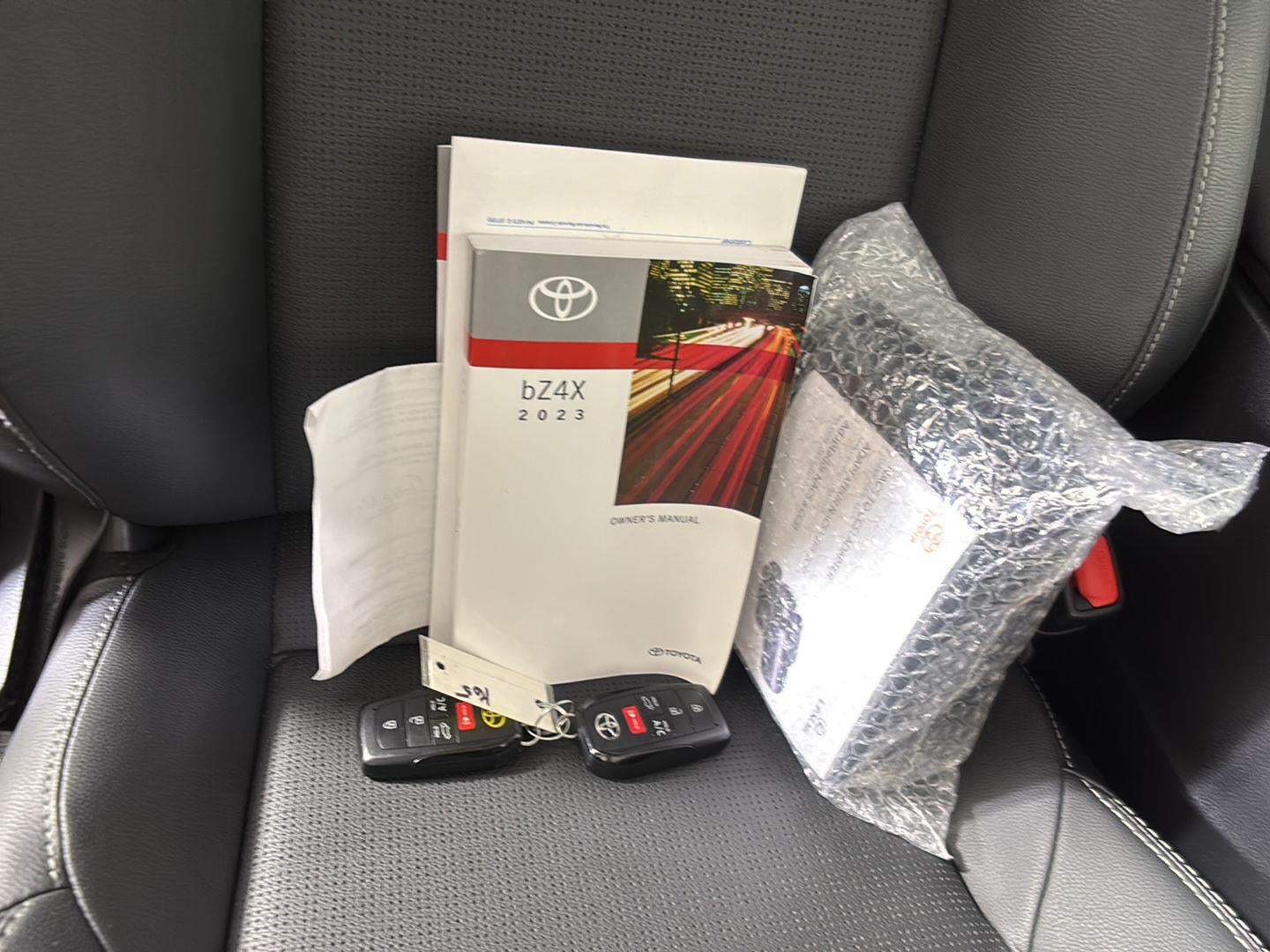 2023 Toyota bZ4X Limited