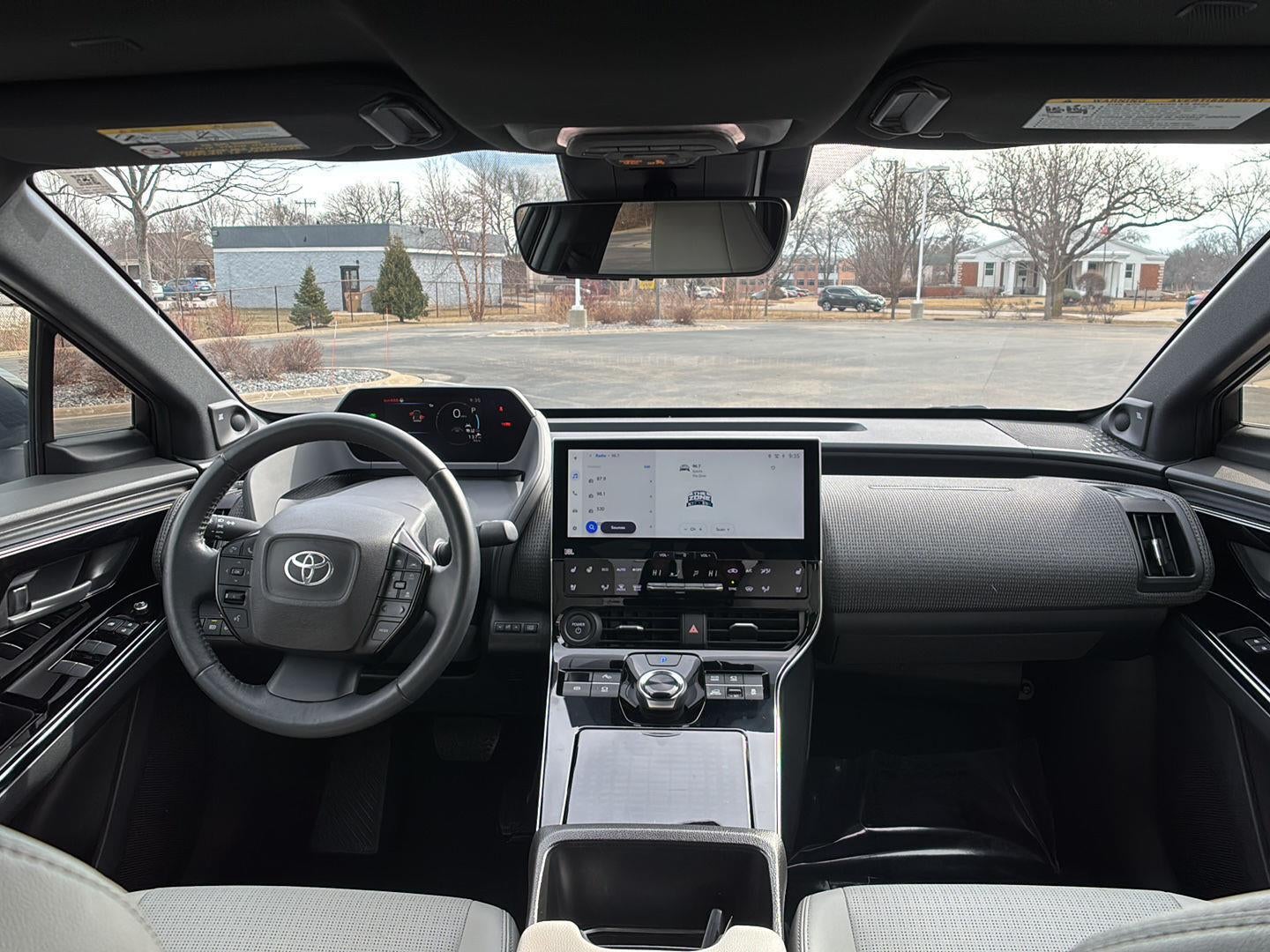 2023 Toyota bZ4X Limited