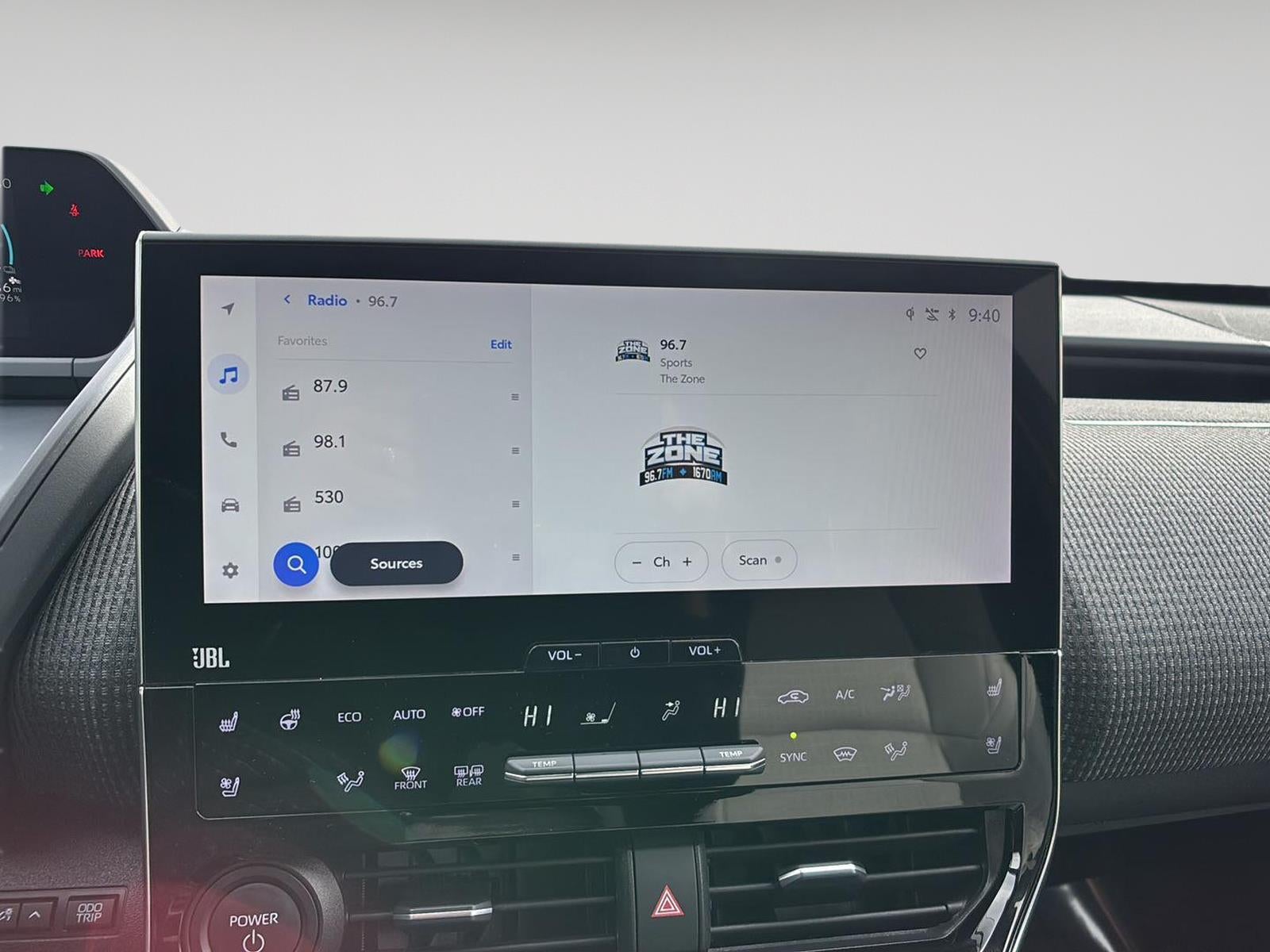 2023 Toyota bZ4X Limited