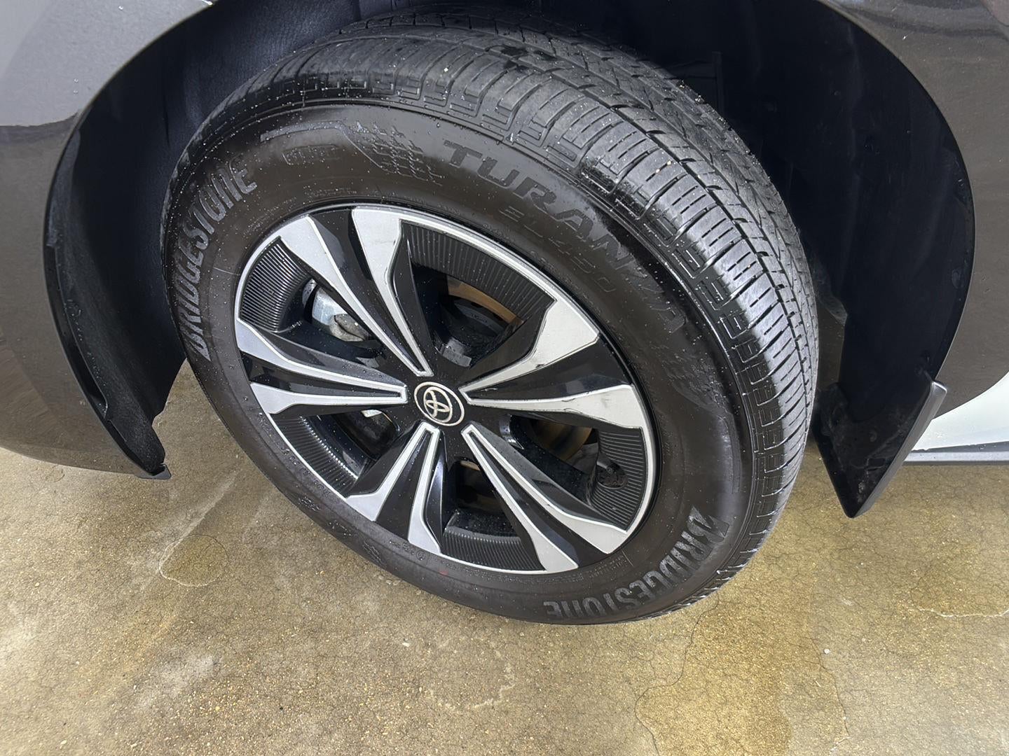 2023 Toyota bZ4X XLE