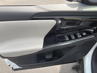 2023 Toyota bZ4X Limited