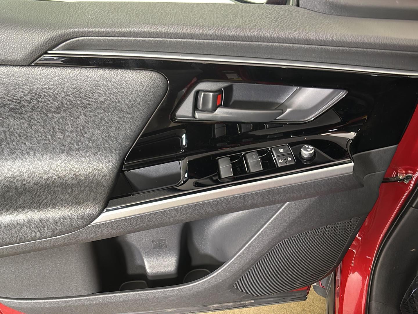 2024 Toyota bZ4X Limited