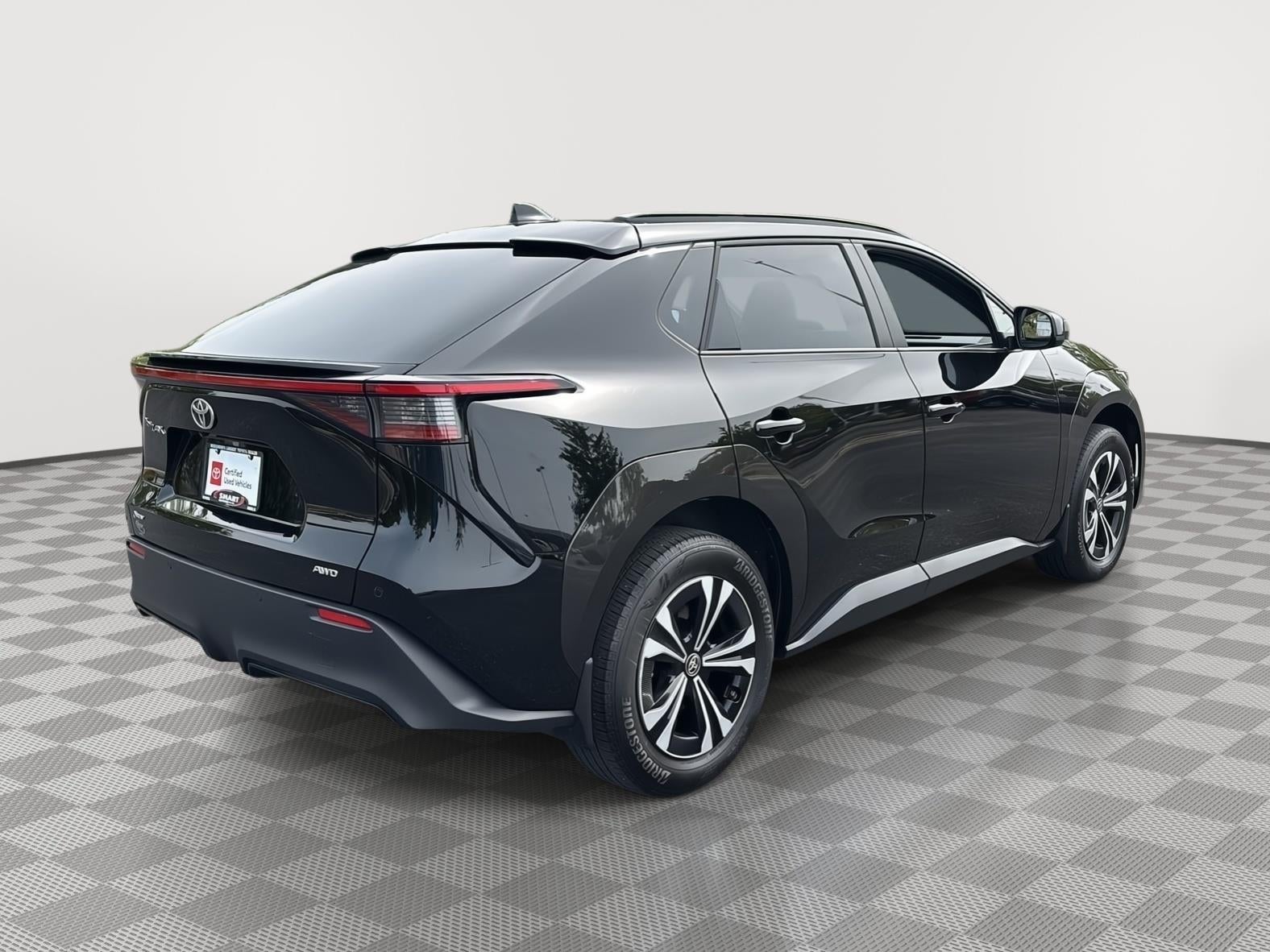 2024 Toyota bZ4X XLE