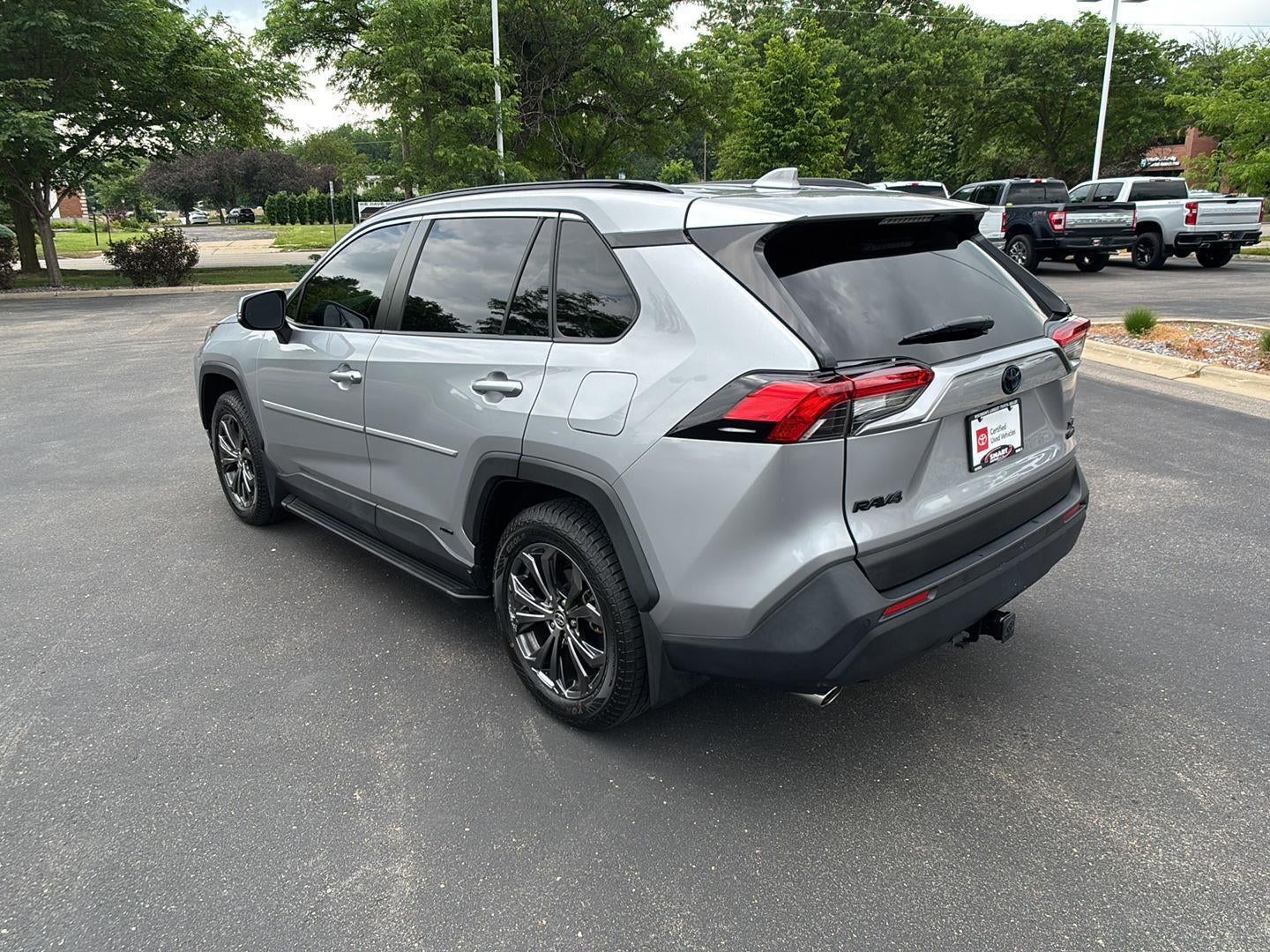 2022 Toyota RAV4 Hybrid XLE Premium