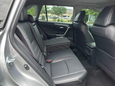 2022 Toyota RAV4 Hybrid XLE Premium