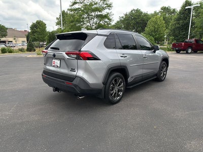 2022 Toyota RAV4 Hybrid XLE Premium