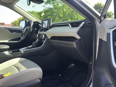 2022 Toyota RAV4 Hybrid XLE Premium