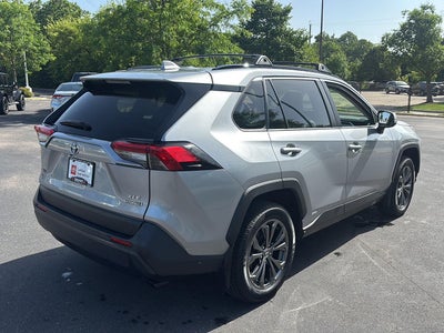 2022 Toyota RAV4 Hybrid XLE Premium