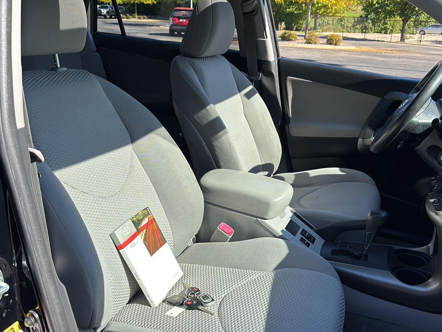 2011 Toyota Rav4 4WD 4dr V6 5-Spd AT (Natl)