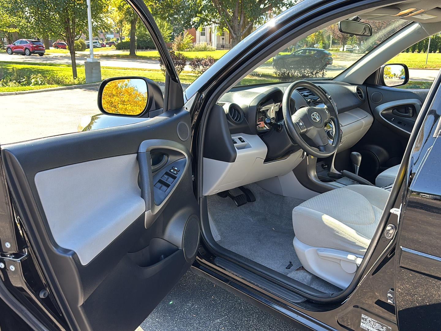 2011 Toyota Rav4 4WD 4dr V6 5-Spd AT (Natl)