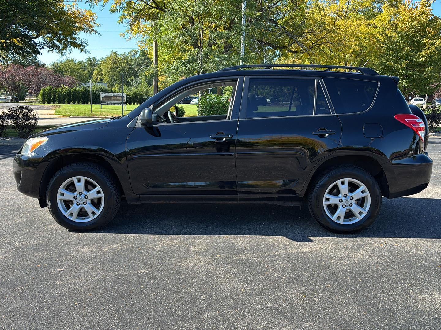 2011 Toyota Rav4 4WD 4dr V6 5-Spd AT (Natl)