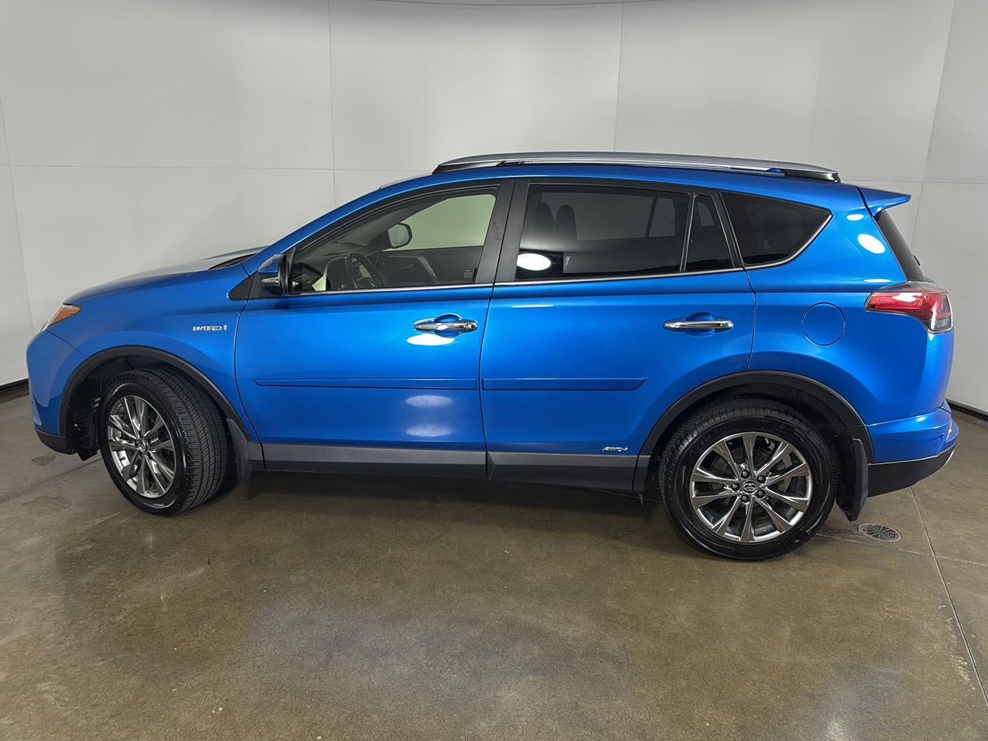 2017 Toyota RAV4 Hybrid Limited