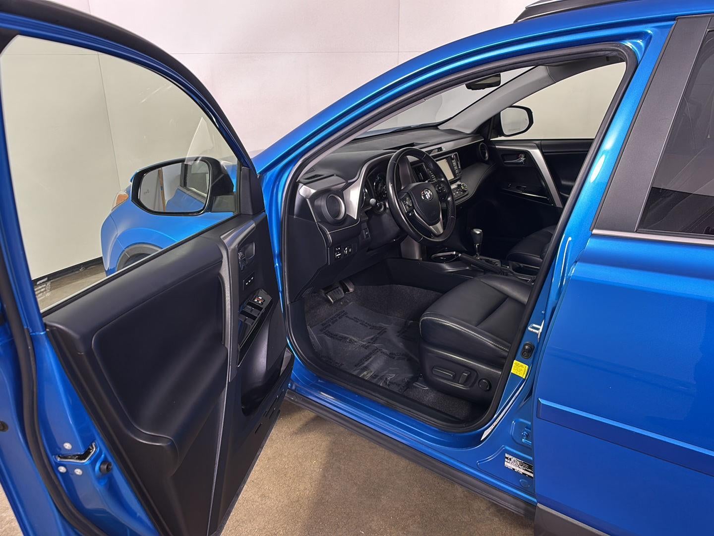 2017 Toyota RAV4 Hybrid Limited