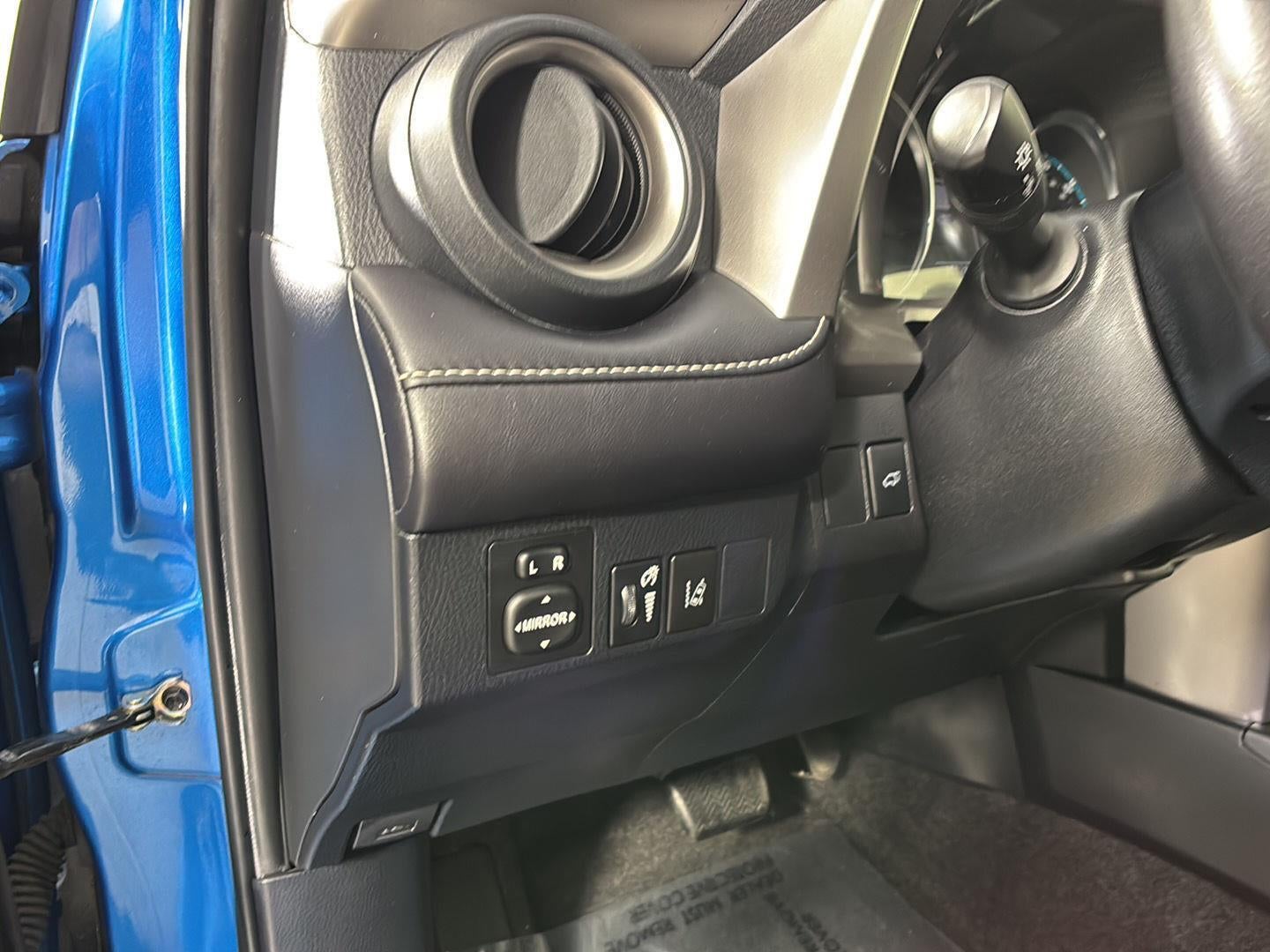 2017 Toyota RAV4 Hybrid Limited