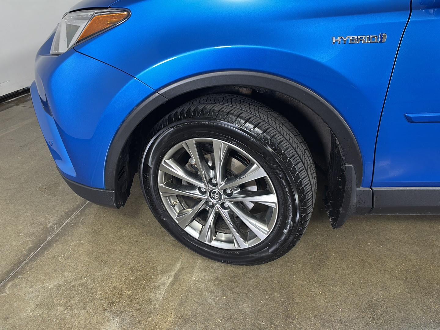 2017 Toyota RAV4 Hybrid Limited