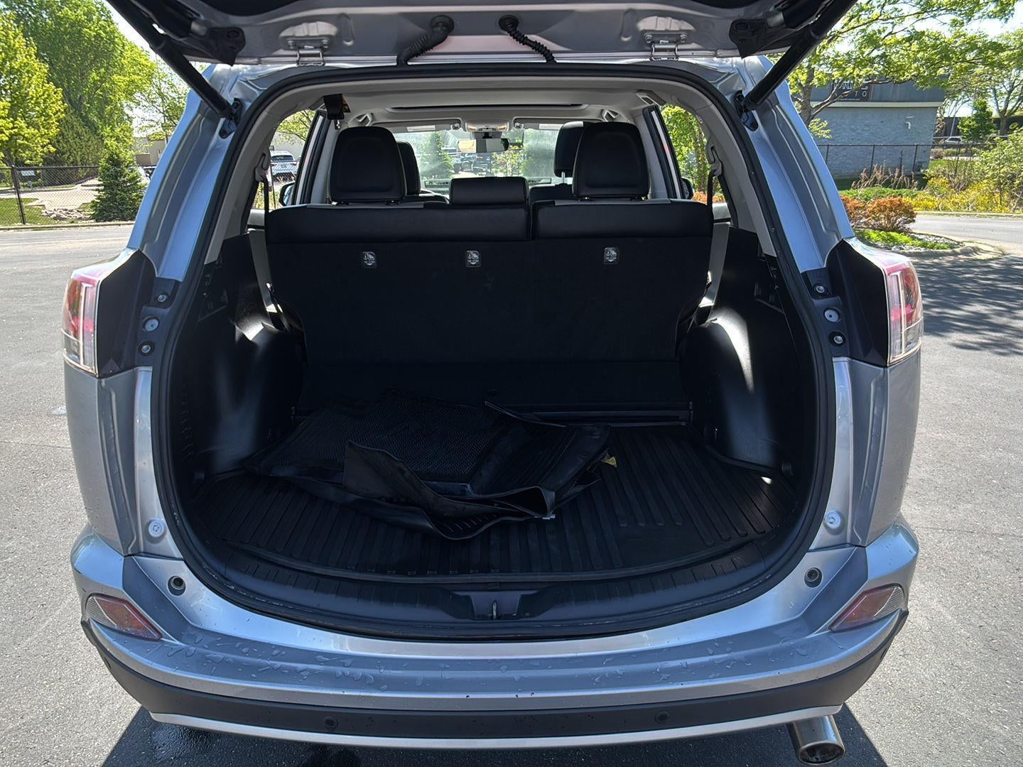 2017 Toyota RAV4 Hybrid Limited