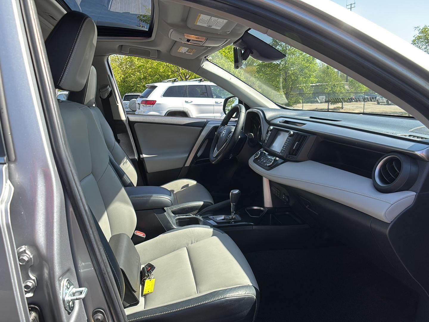 2017 Toyota RAV4 Hybrid Limited
