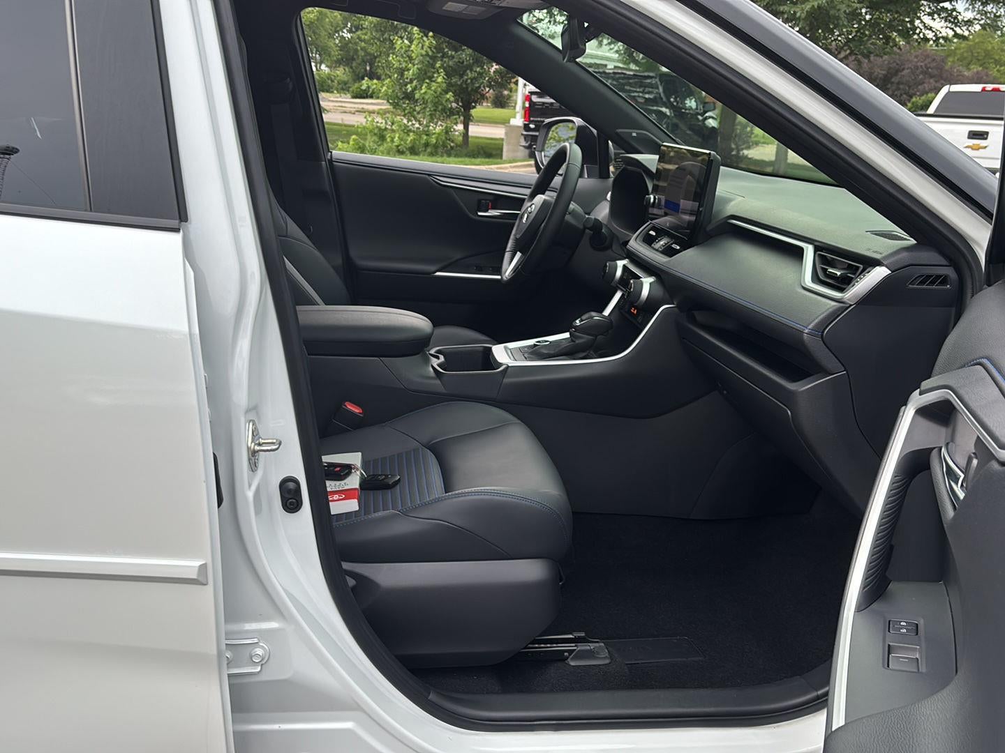 2025 Toyota RAV4 Hybrid XSE