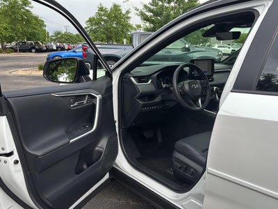 2025 Toyota RAV4 Hybrid XSE