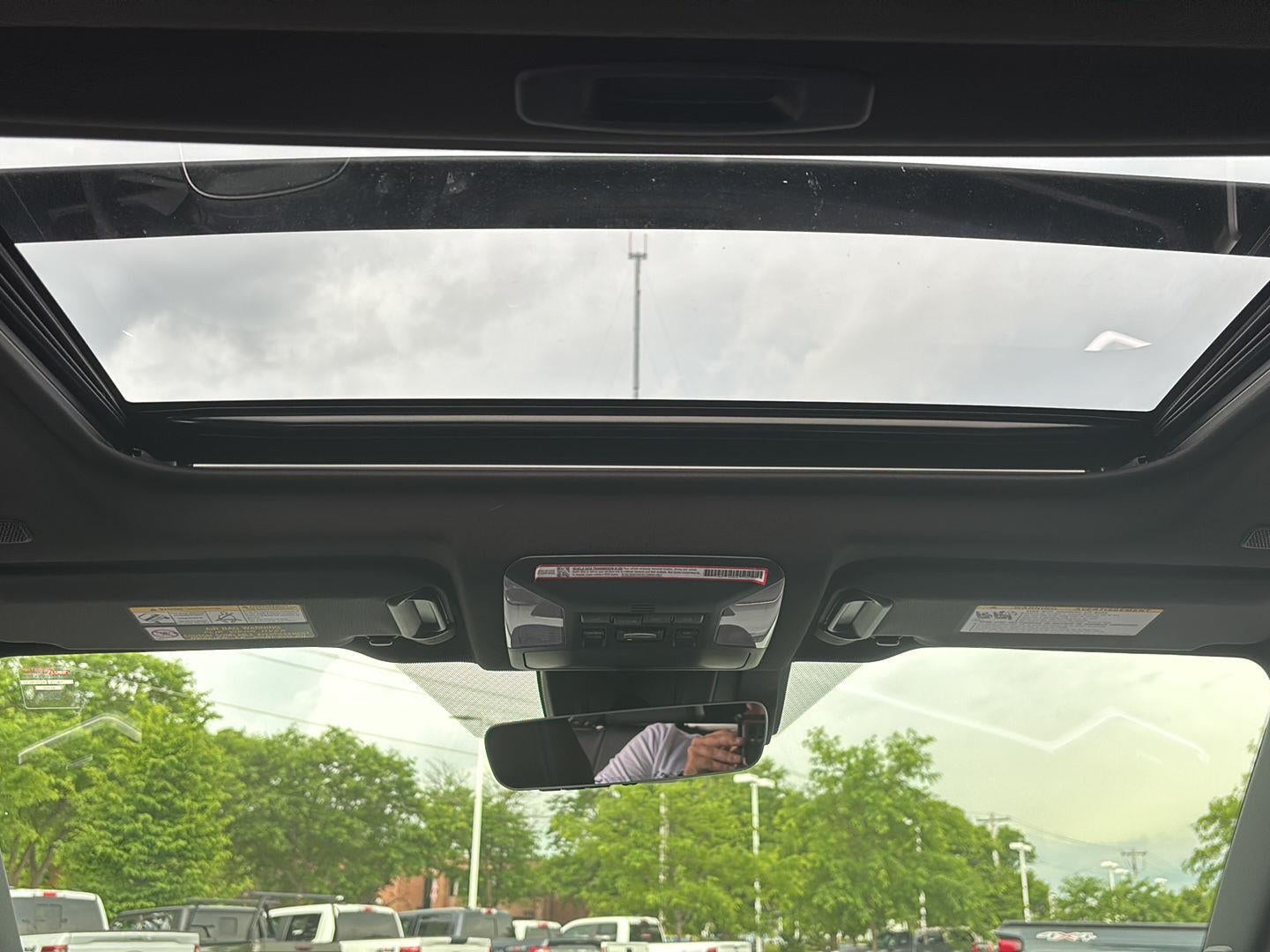 2025 Toyota RAV4 Hybrid XSE