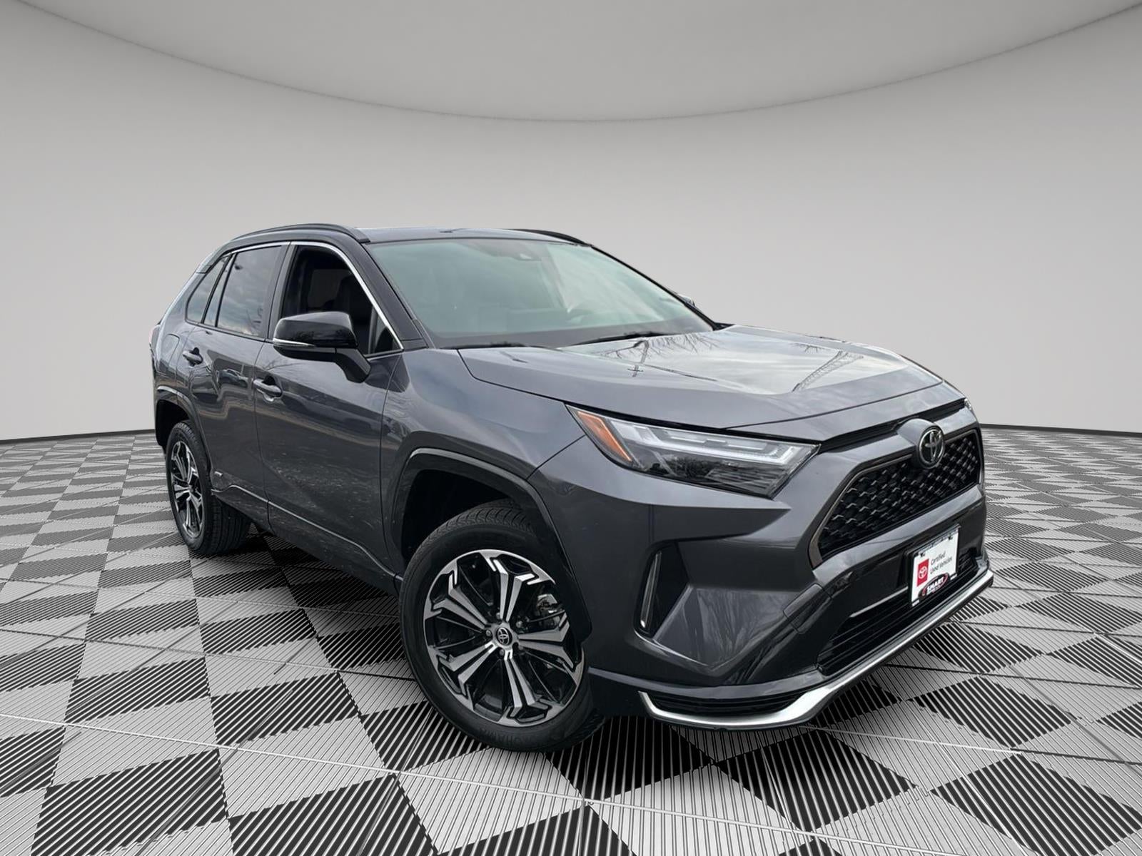2025 Toyota RAV4 Plug-In Hybrid XSE