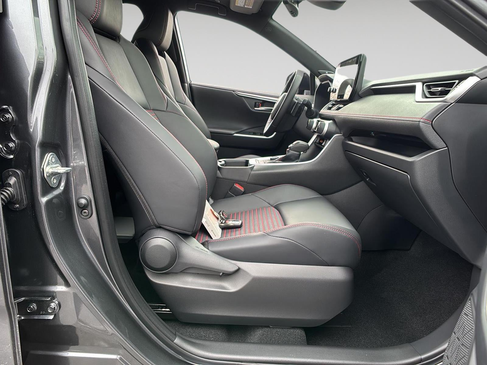 2025 Toyota RAV4 Plug-In Hybrid XSE