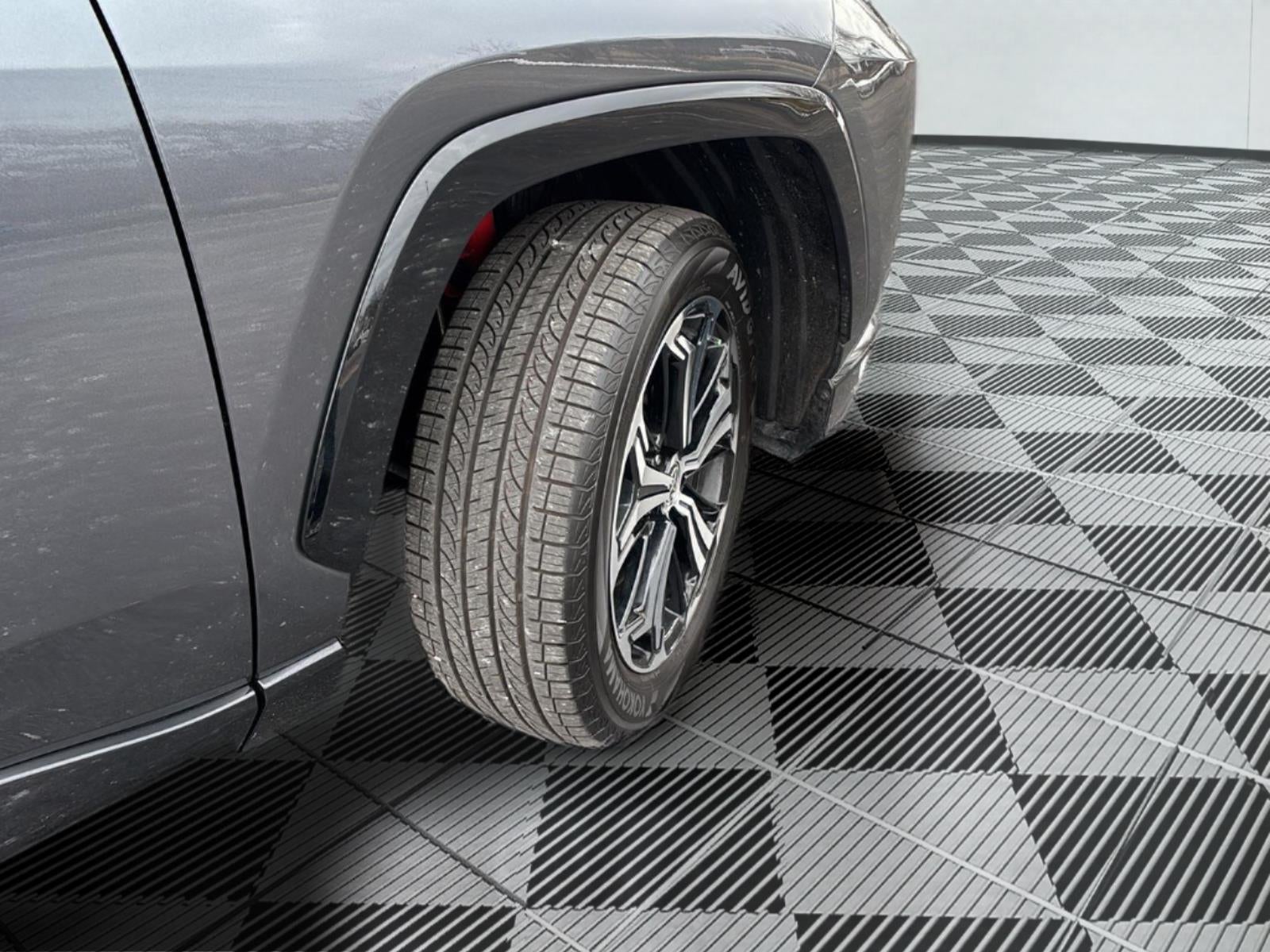 2025 Toyota RAV4 Plug-In Hybrid XSE