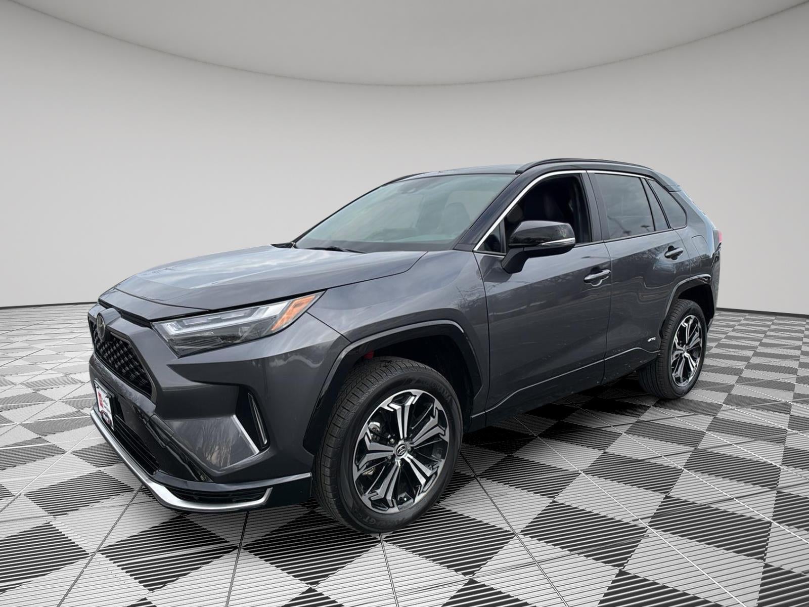 2025 Toyota RAV4 Plug-In Hybrid XSE
