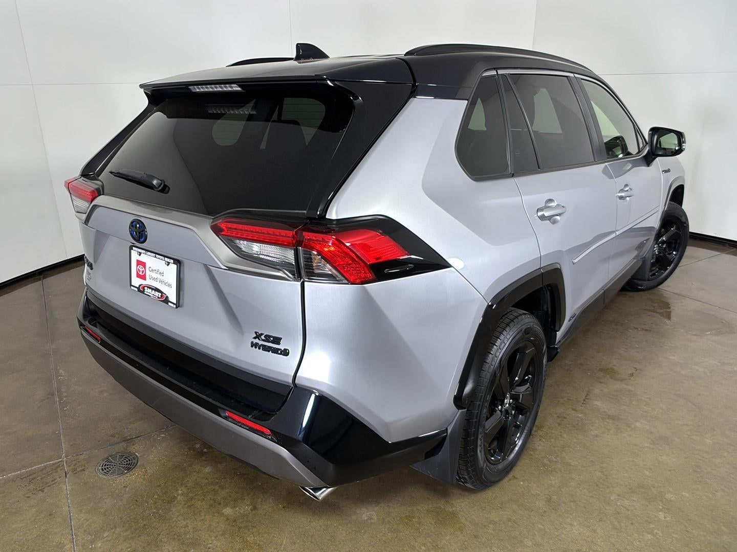 2020 Toyota RAV4 Hybrid XSE