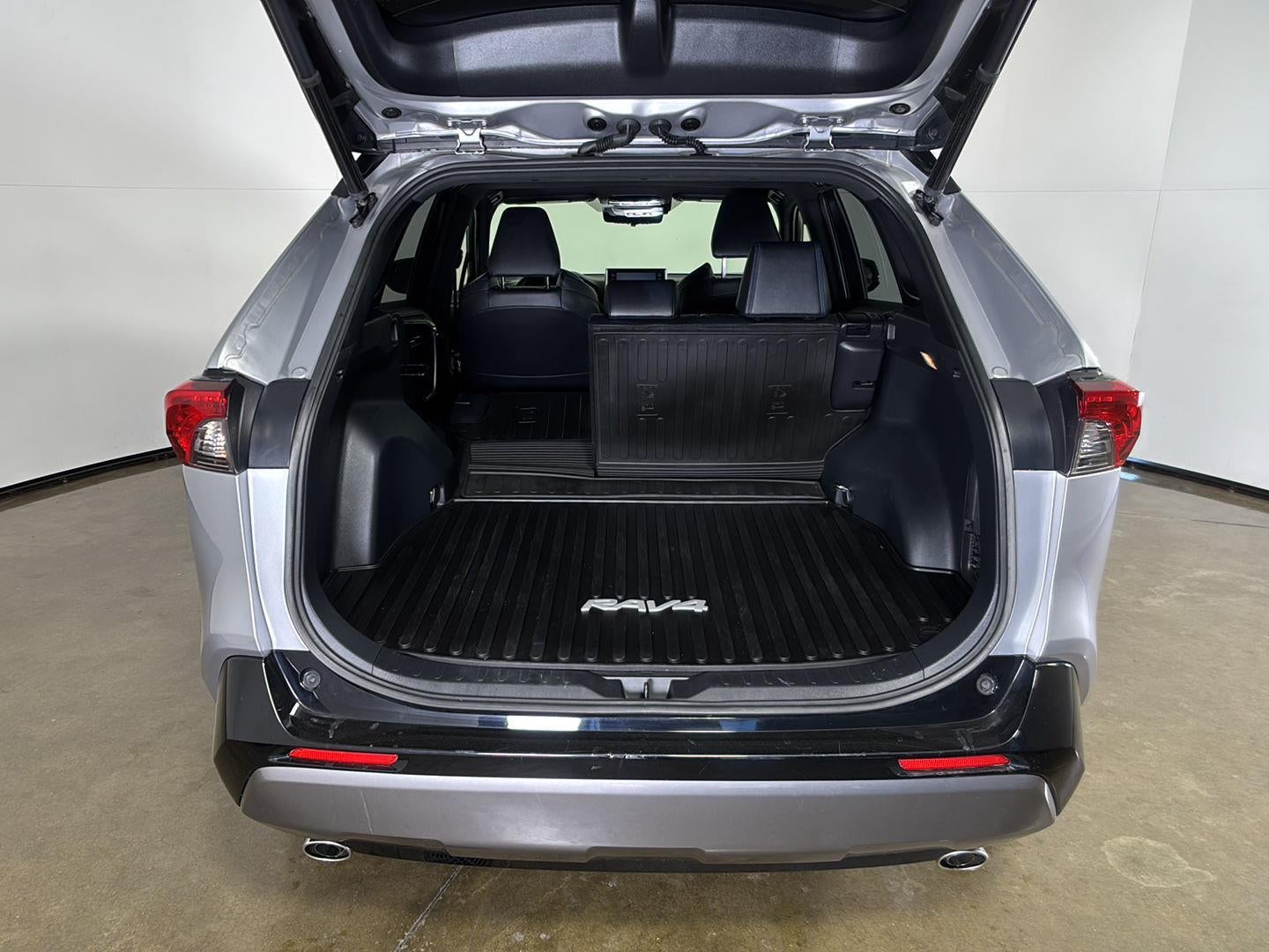 2020 Toyota RAV4 Hybrid XSE