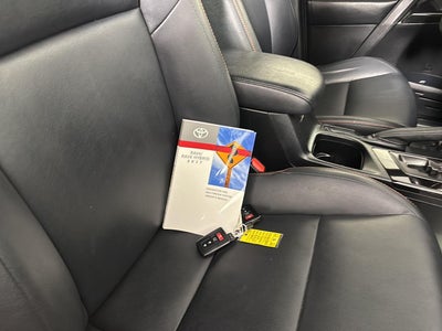 2017 Toyota RAV4 SE