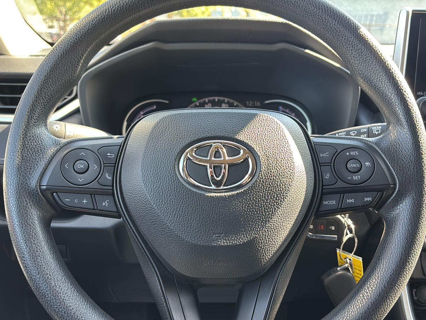 2023 Toyota RAV4 Hybrid LE