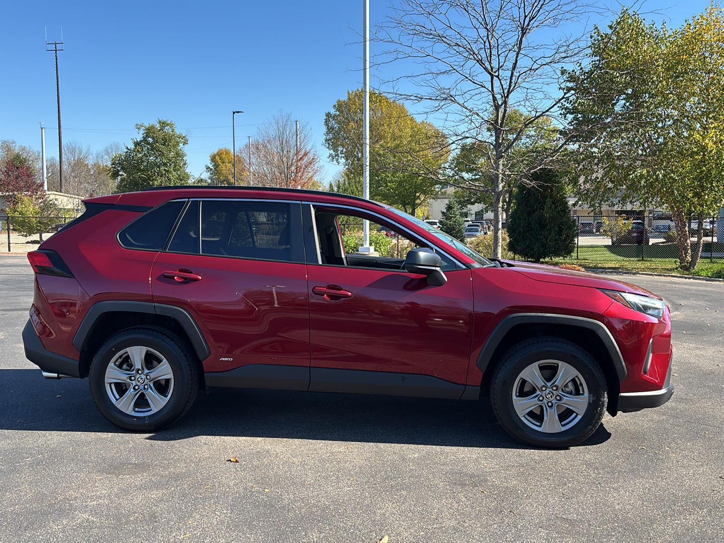 2023 Toyota RAV4 Hybrid LE