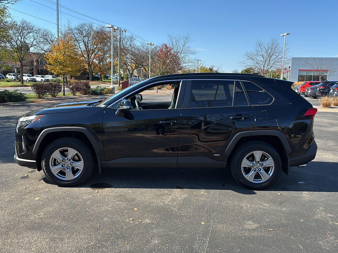 2023 Toyota RAV4 Hybrid LE
