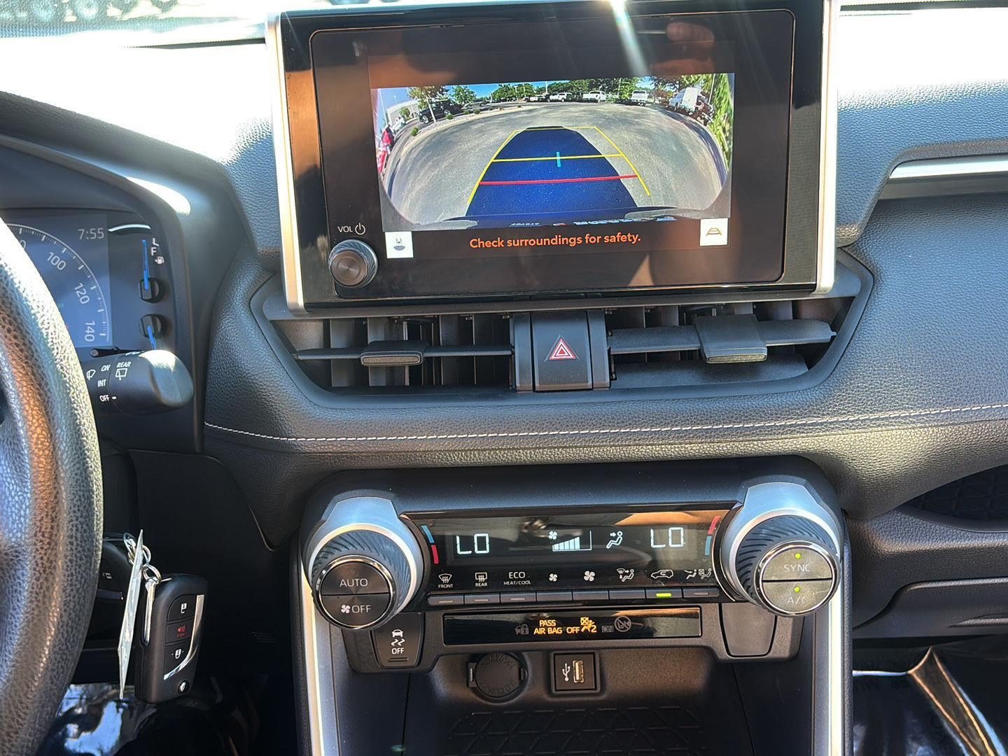 2025 Toyota RAV4 Hybrid LE