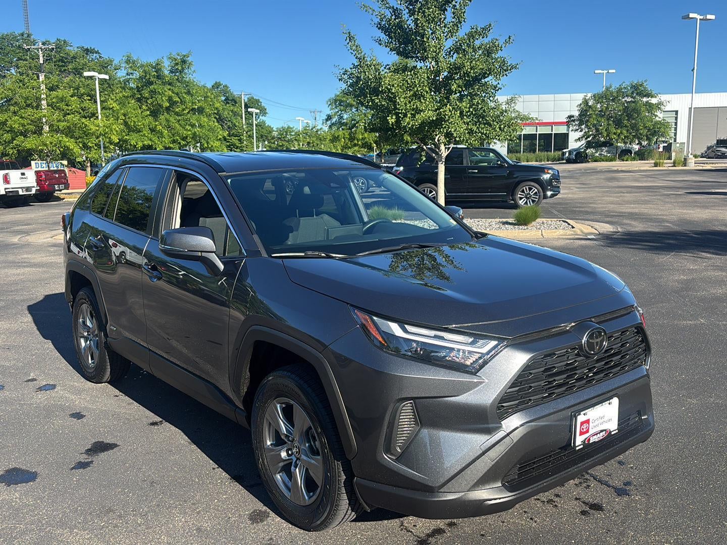 2025 Toyota RAV4 Hybrid LE