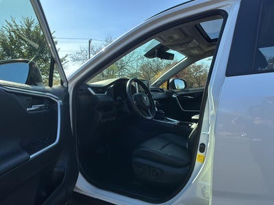 2020 Toyota RAV4 Limited
