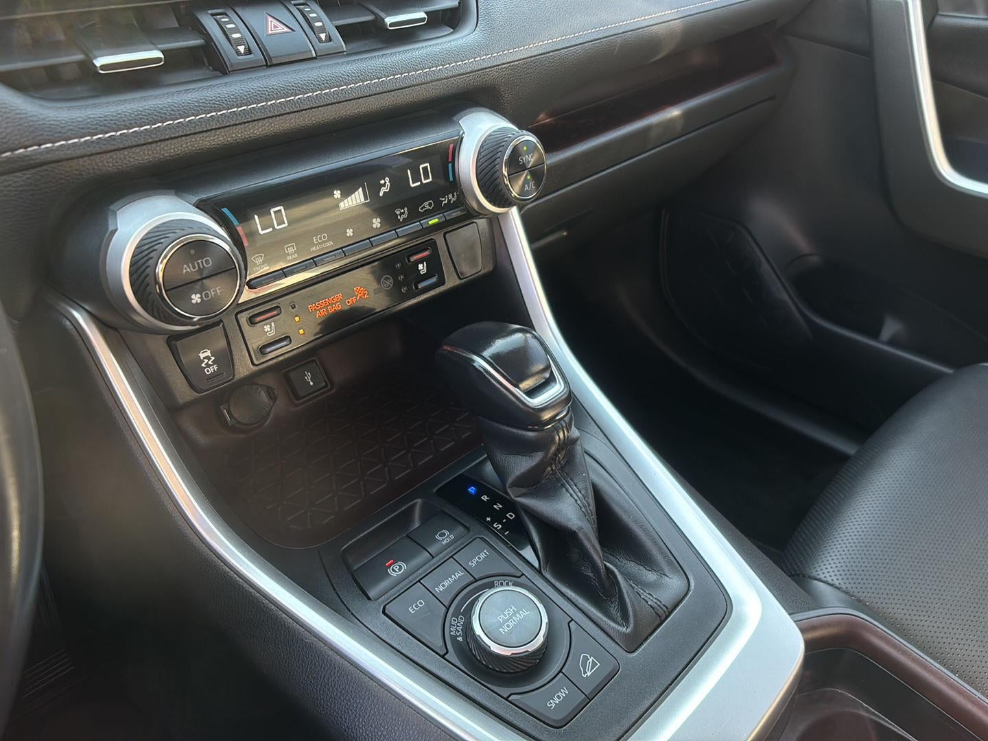 2020 Toyota RAV4 Limited