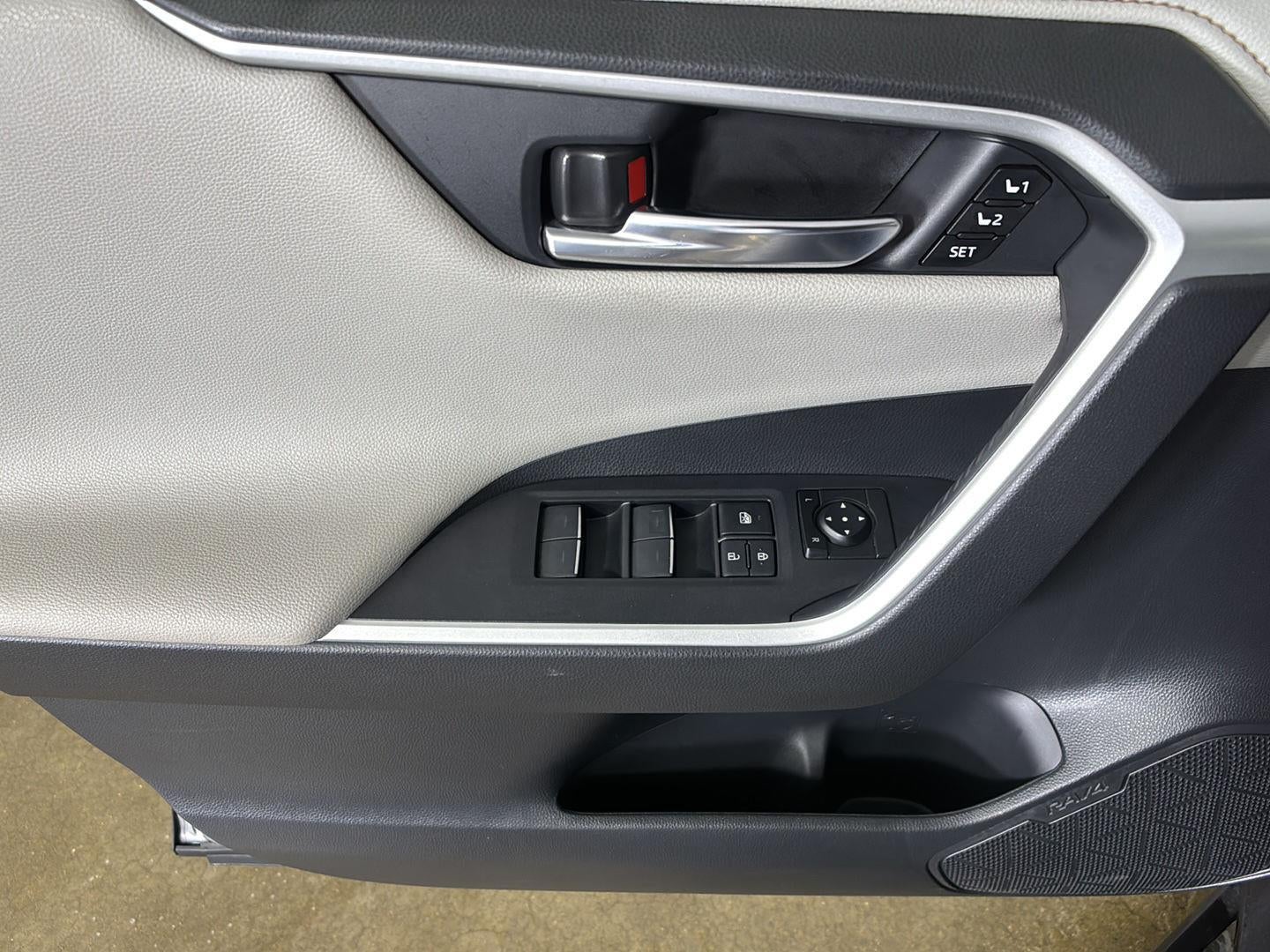 2022 Toyota RAV4 Limited