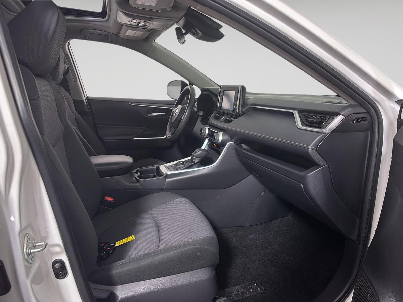 2020 Toyota RAV4 Hybrid XLE