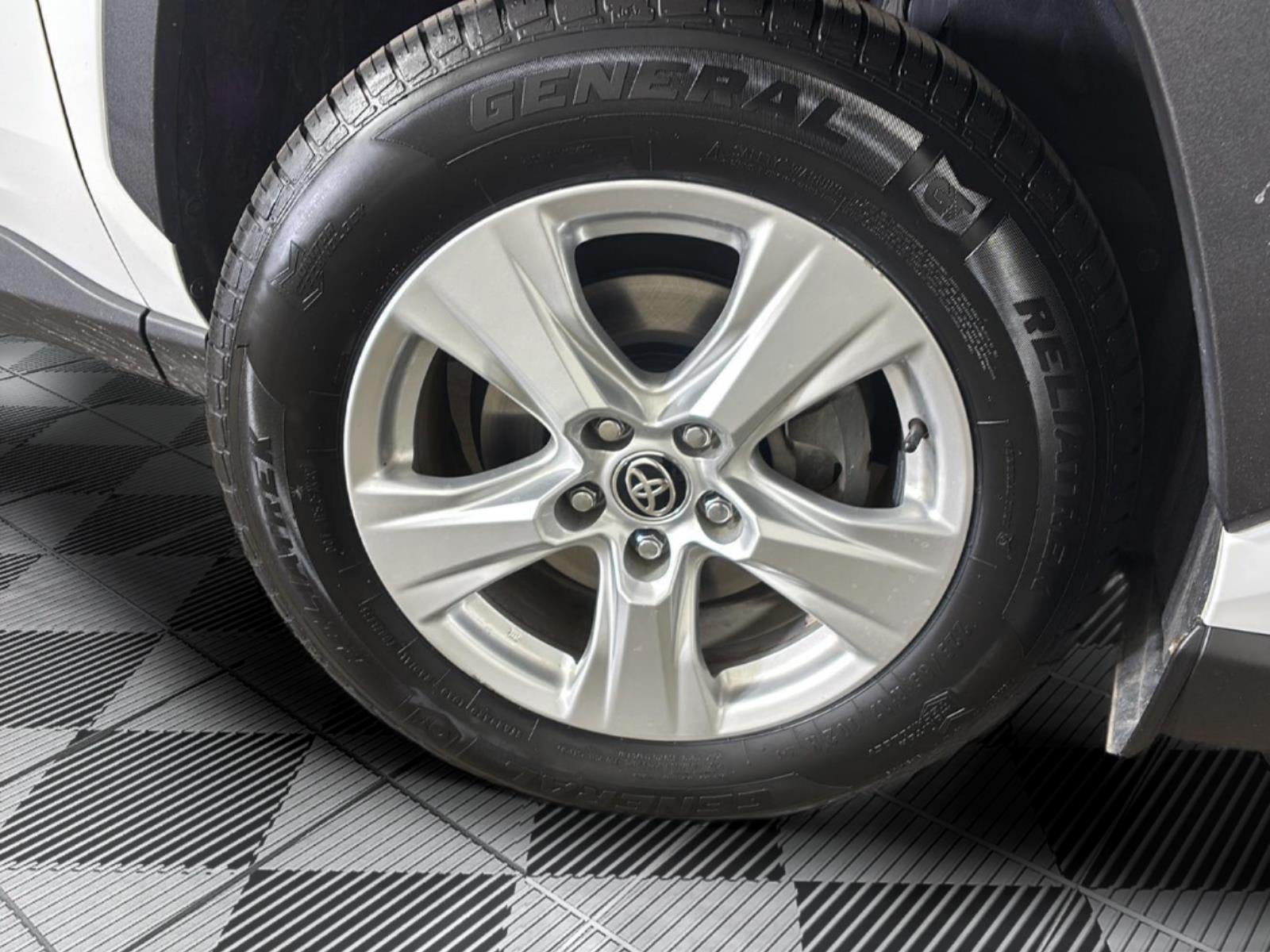 2020 Toyota RAV4 Hybrid XLE