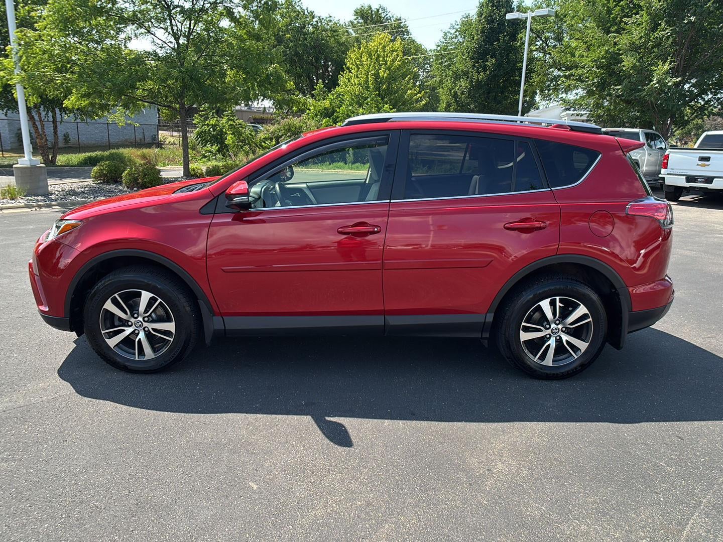 2017 Toyota RAV4 XLE