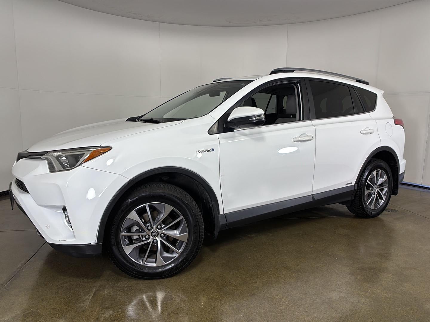 2017 Toyota Rav4 Hybrid XLE