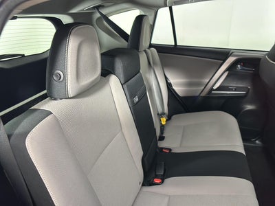 2016 Toyota RAV4 Hybrid XLE